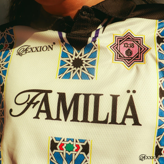 CAMISETA "AZULEJOS DE CORAL"